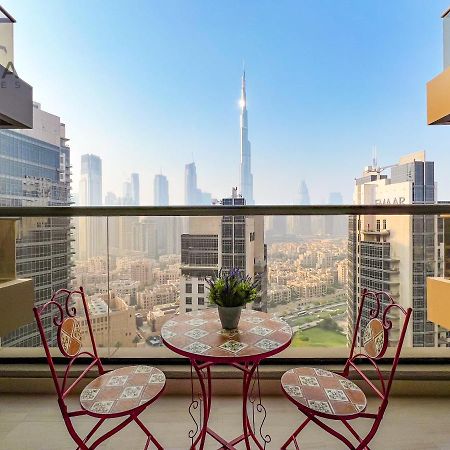 Mira Holiday Homes - Lovely Studio With Burj Khalifa View Dubai Buitenkant foto